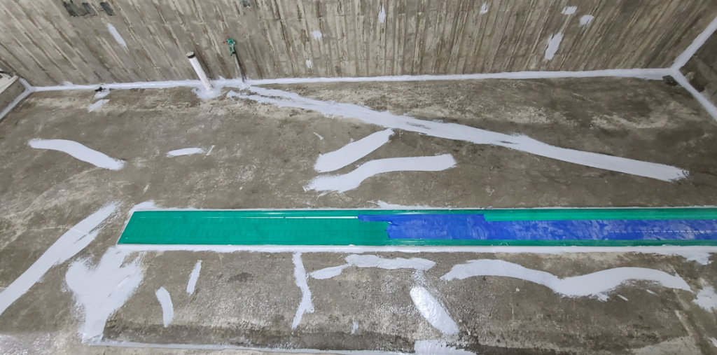 트렌치 집중 보강 클로즈업